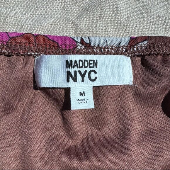 Sale Madden NYC Retro Floral Ruched Dress Cut Outs Medium BodyCon Short Sleeve - Picture 8 of 10